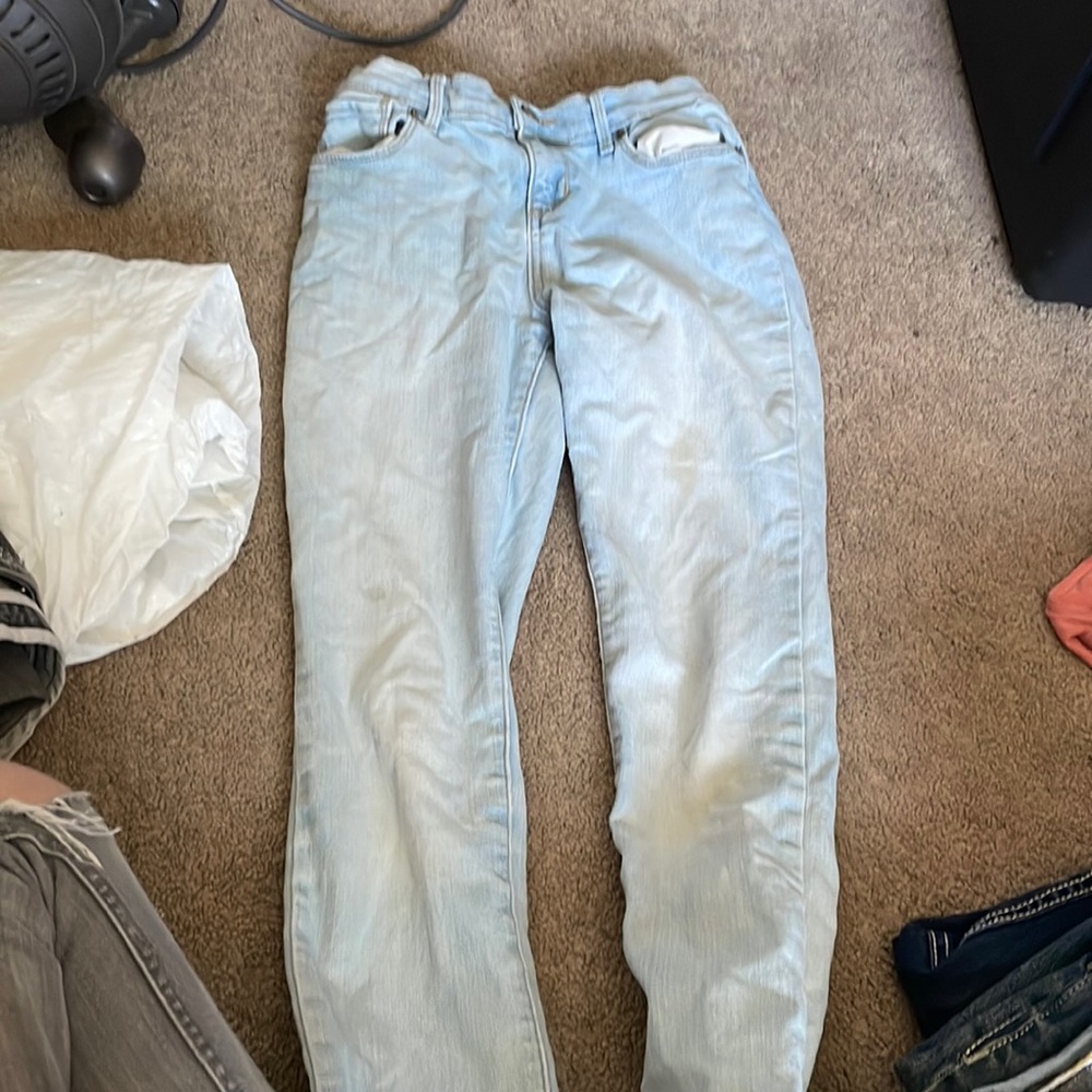 Jeans
